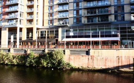 Fremantle Sepele® terrace awning for Spinningfields canal side development